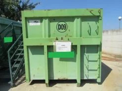 2213#3561 Container Locatelli Eurocontainers