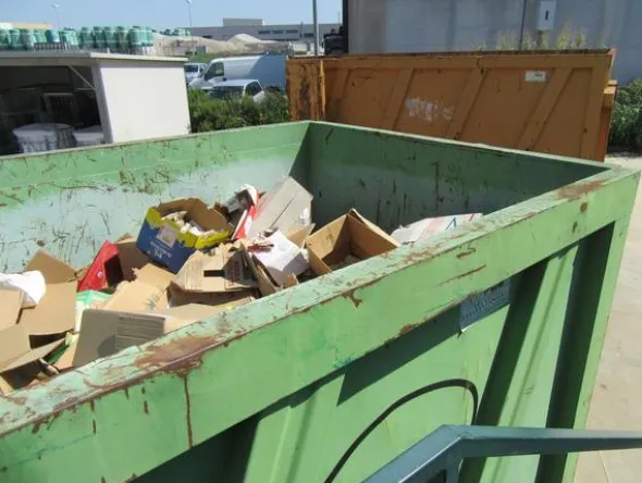2213#3561 Container Locatelli Eurocontainers