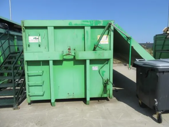 2223#3561 Container Locatelli Eurocontainers