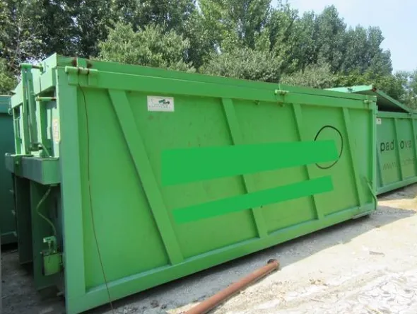 2069#3561 Container Locatelli Eurocontainers