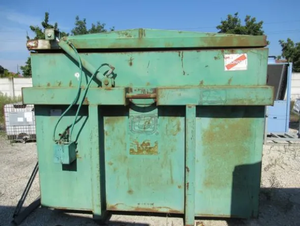 2043#3561 Container Longo