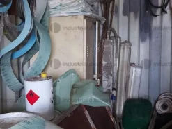 96#8817 Container marceologico con attrezzatura