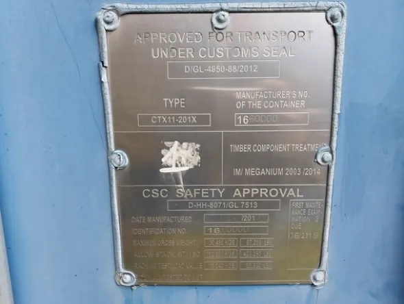 26#5641 Container navale ed attrezzatura da cantiere