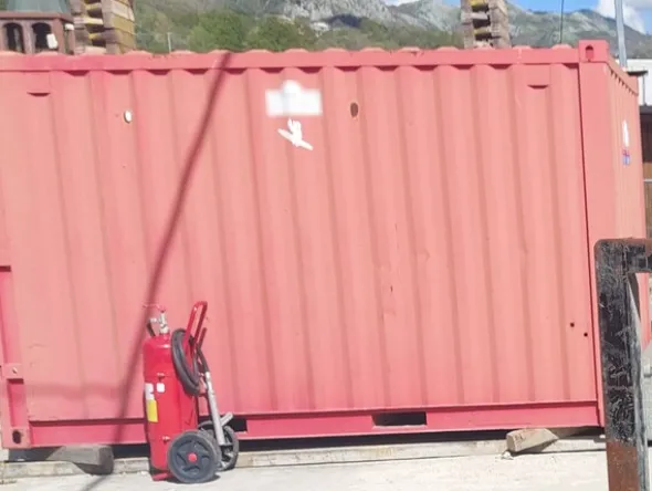 7#7779 Container 40 piedi e attrezzat