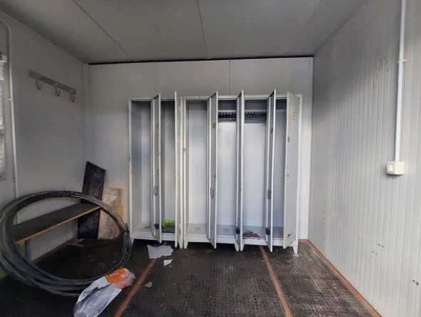 7#7779 Container 40 piedi e attrezzat