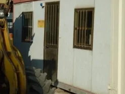 25#6053 Container uso ufficio e Idropulitrice a caldo Karcher