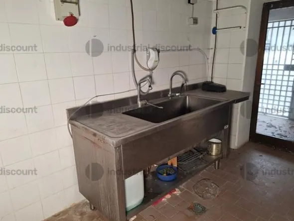 4#8869 Cucina industriale