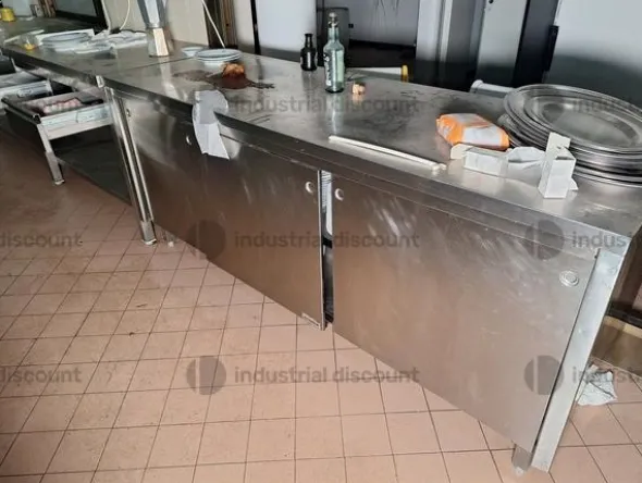 4#8869 Cucina industriale