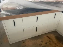 6#8083 Cucina in legno laccato bianco