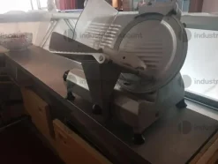 2#9849 Cucina professionale