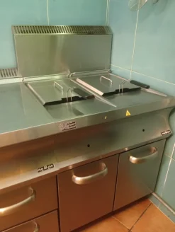 Cucina professionale MBM ottimo stato