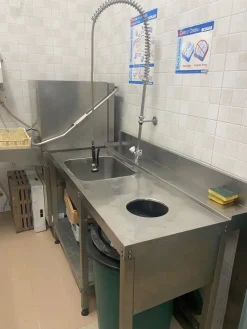Cucina professionale usata del Ristorante Le Clarisse