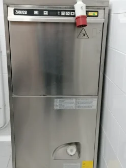 Cucina Zanussi completa