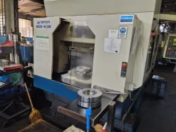 Daewoo ACE-V35 · 1996 - Centro di lavoro CNC usato