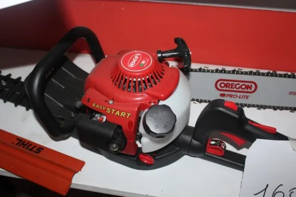 47#5817 Decespugliatori Ibea e motosega Stihl