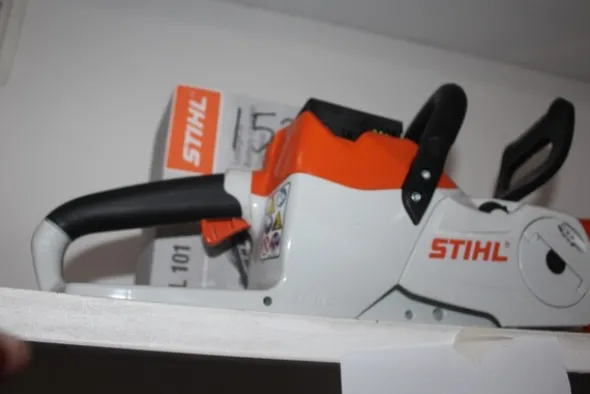 46#5817 Decespugliatori Ibea e motosega Stihl