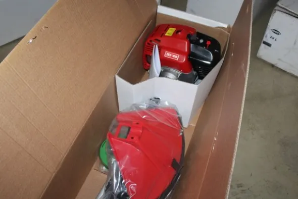 46#5817 Decespugliatori Ibea e motosega Stihl