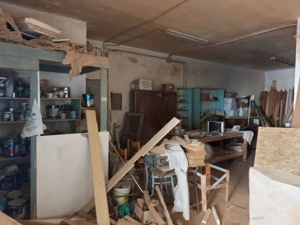 #11747 Deposito al piano seminterrato in porzione di fabbricato