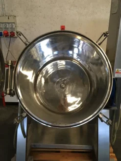DISSOLUTORE CON TURBINA 150 LT
