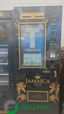 DISTRIBUTORE AUTOMATICO SNACK E BEVANDE