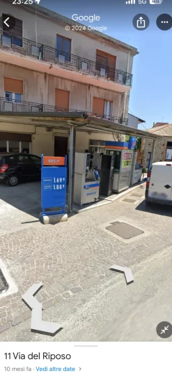 Distributore di carburante e nafta agricola