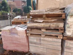 1#8153 Diverse tipologie di piastrelle e gres porcellanato