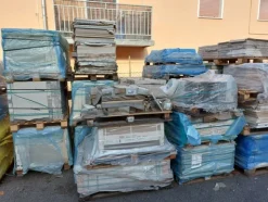 1#8153 Diverse tipologie di piastrelle e gres porcellanato