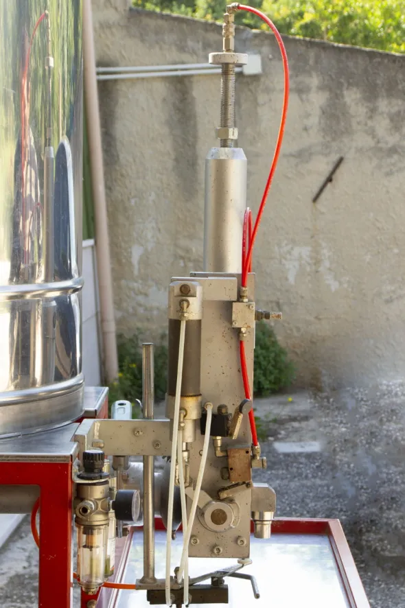 DOSATRICE PNEUMATICA INOX LEGA DA 50 A 1000 KG