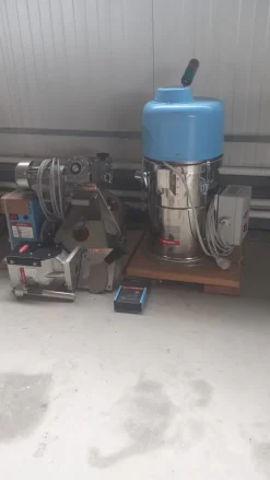Dosing system + Hopper loader+ static mixer+ valve