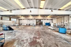 #24212 Due opifici industriali con impianto fotovoltaico