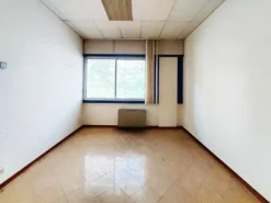 #22276 Due uffici con deposito