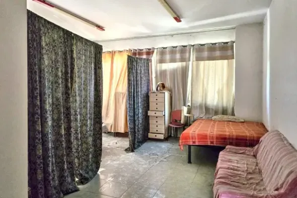 #2536689 Due uffici e tre box auto in edificio pluriuso