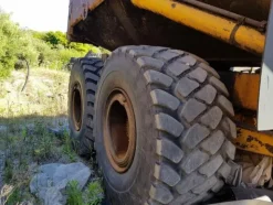 28#4479 Dumper Volvo