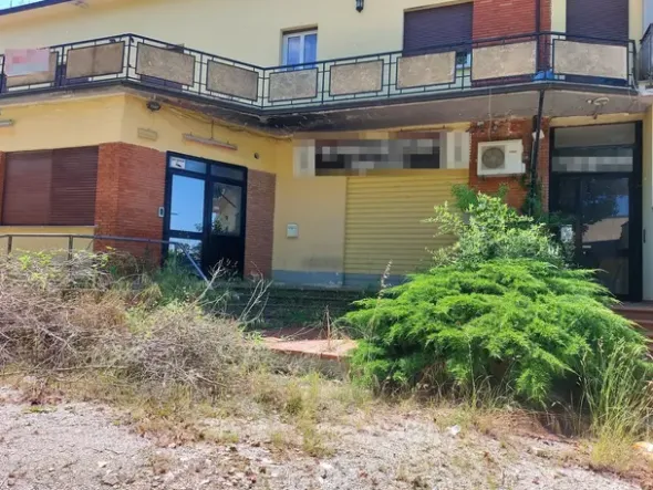#19957 Edificio adibito ad uso alberghiero-commerciale