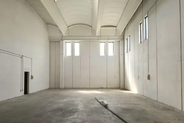 #2639141 Edificio artigianale con negozio e terreno