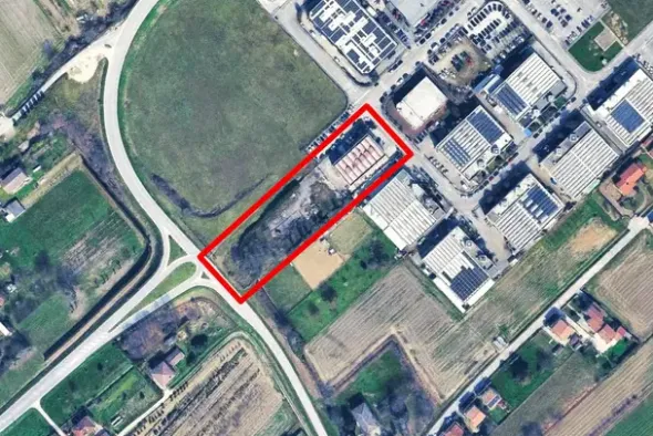 #2639141 Edificio artigianale con negozio e terreno