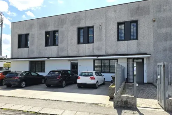 #2639141 Edificio artigianale con negozio e terreno