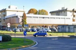 #23533 Edificio commerciale con magazzino interrato