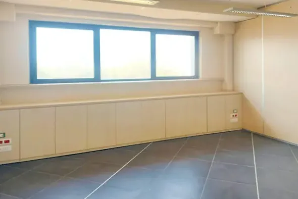 #21577 Edificio commerciale con show room e piazzale