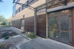 #21577 Edificio commerciale con show room e piazzale