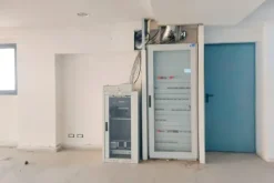 #21577 Edificio commerciale con show room e piazzale