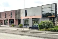#2537065 Edificio commerciale e azienda di tessuti