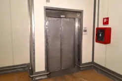#2537797 Edificio produttivo con celle e attrezzature