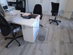 53#8883 Elementi d'arredo per reparto modelleria e macchine da ufficio
