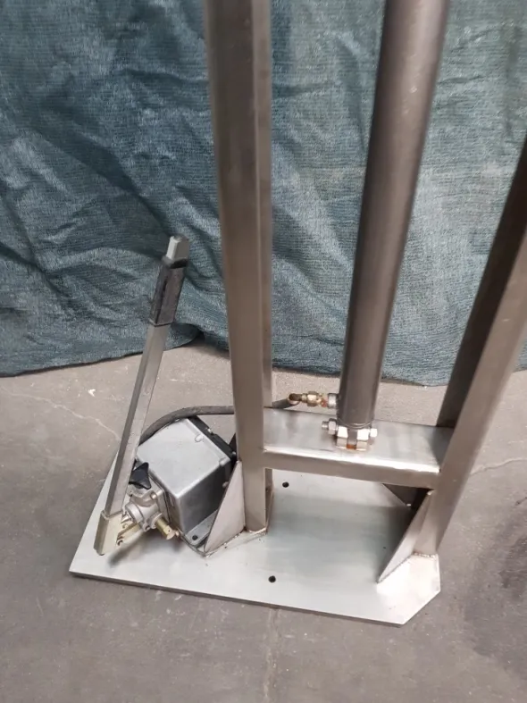 ELEVATORE IDRAULICO (COD. MF-PR-ELE-46)