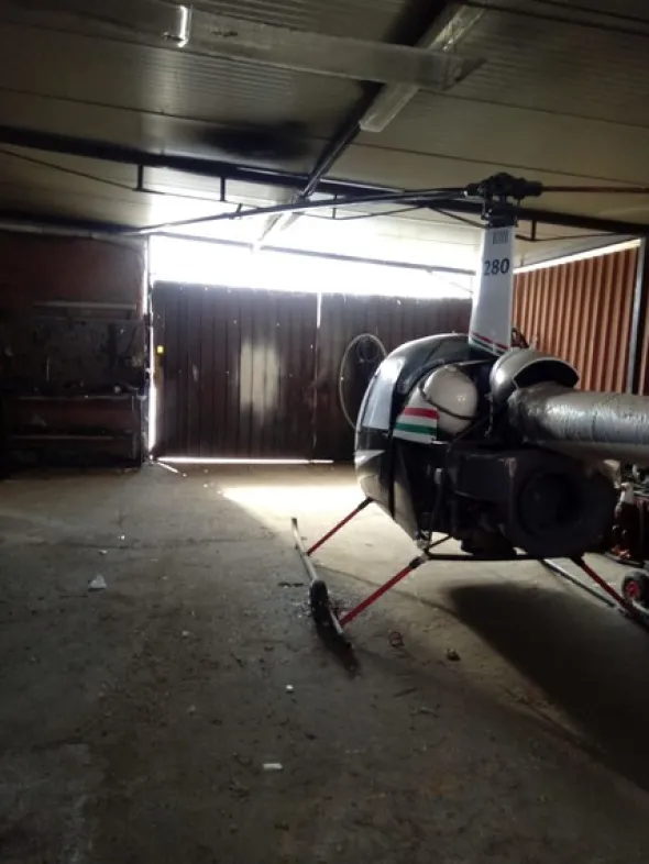 1#5390 Elicottero Robinson R22