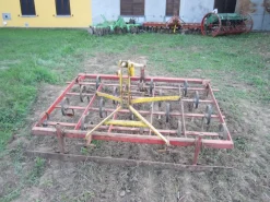 erpicedissodatore a dentitre punti attacco