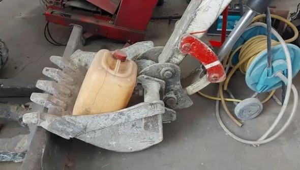 26#6222 Escavatore Bobcat 334