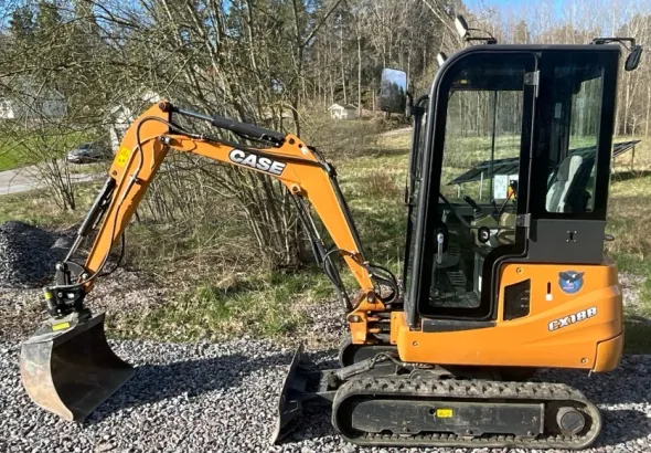 2015 Escavatore Case CX18B S2