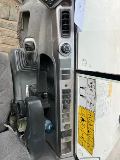 ESCAVATORE CINGOLATO BOBCAT E62